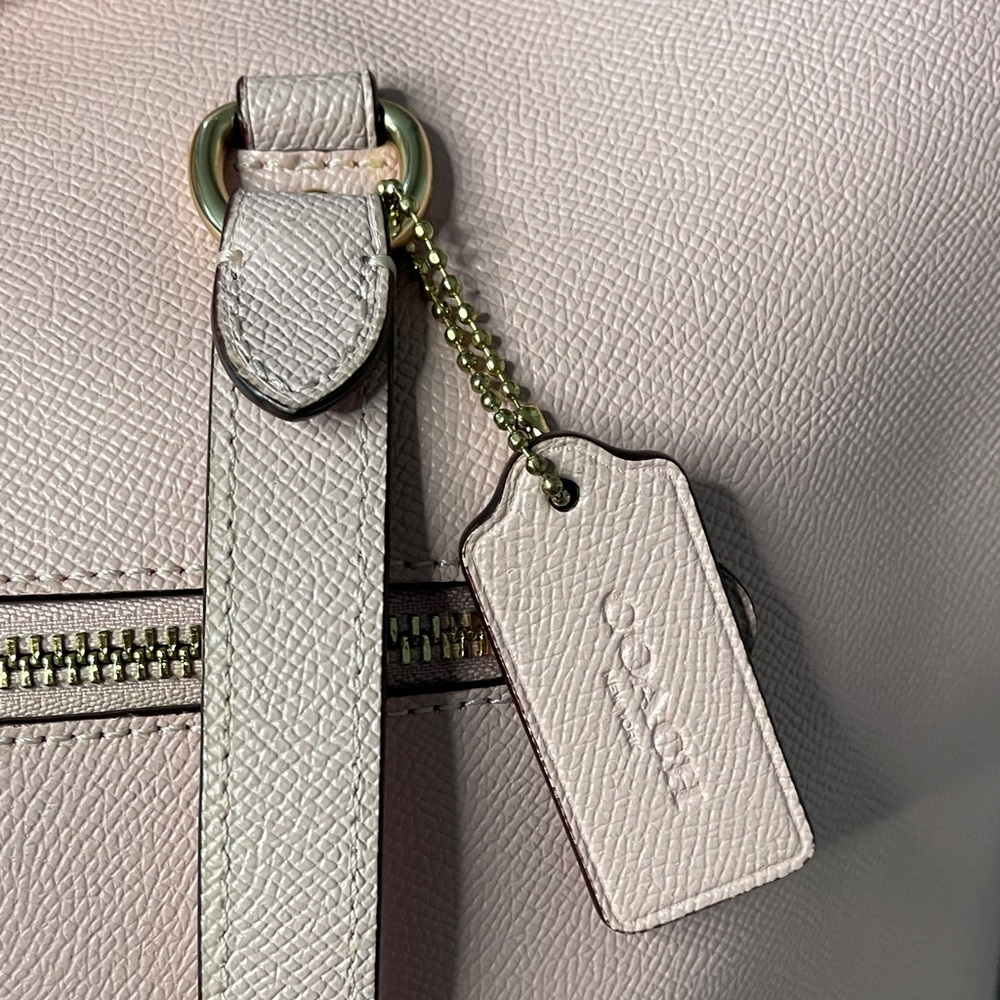 Coach Gallery Tote with RoseBouquet interior b2039-91147 - Picture 5 of 9